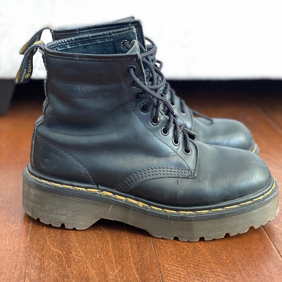 Dr. Martens Shoes - Platform Docs